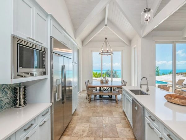 Little Exuma Oceanfront Villa With Private Pool