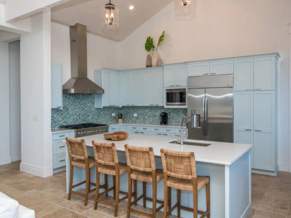 Little Exuma Oceanfront Villa With Private Pool