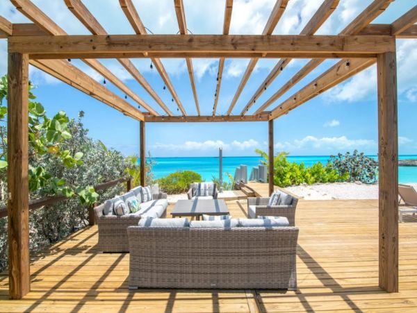 Little Exuma Oceanfront Villa With Private Pool