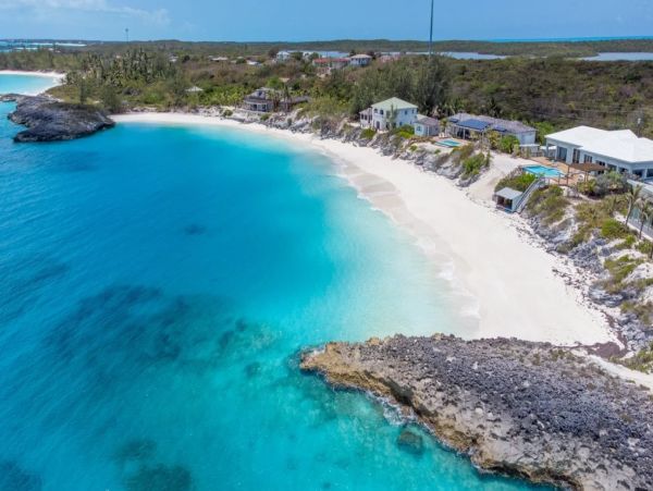 Little Exuma Oceanfront Villa With Private Pool