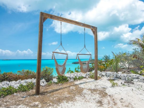 Little Exuma Oceanfront Villa With Private Pool