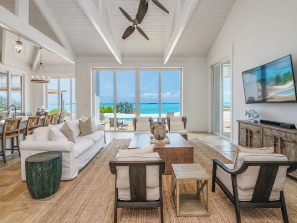 Little Exuma Oceanfront Villa With Private Pool