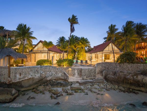 Bonaire Oceanfront Villa With Private Pool And Beach