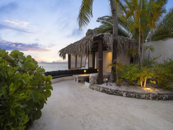 Bonaire Oceanfront Villa With Private Pool And Beach