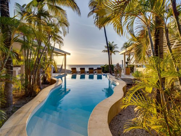 Bonaire Oceanfront Villa With Private Pool And Beach