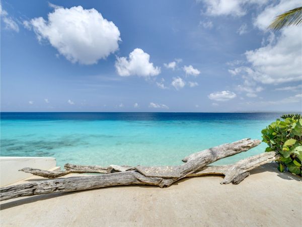 Bonaire Oceanfront Villa With Private Pool And Beach