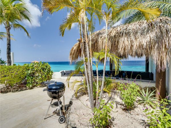 Bonaire Oceanfront Villa With Private Pool And Beach