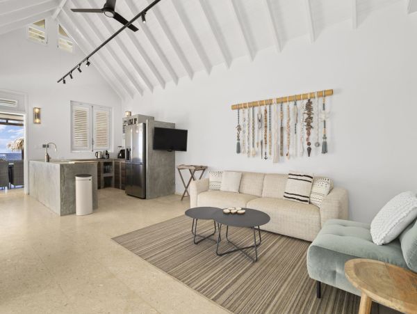 Bonaire Oceanfront Villa With Private Pool And Beach