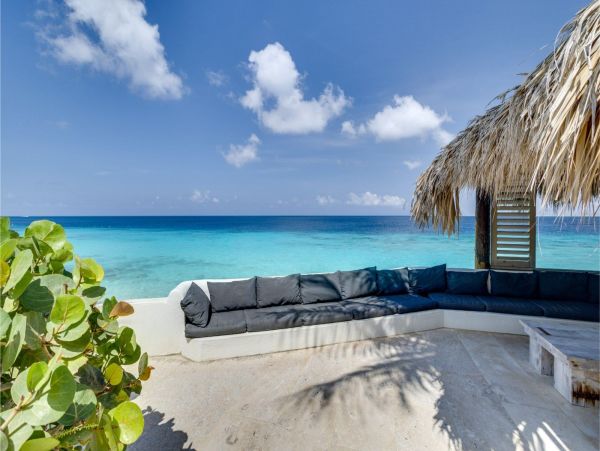 Bonaire Oceanfront Villa With Private Pool And Beach