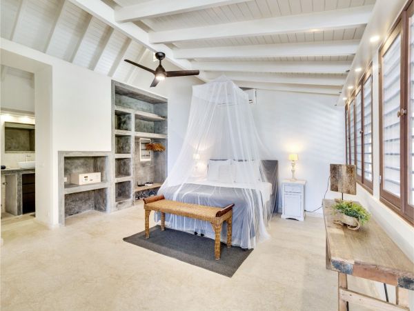 Bonaire Oceanfront Villa With Private Pool And Beach