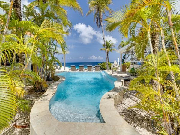 Bonaire Oceanfront Villa With Private Pool And Beach