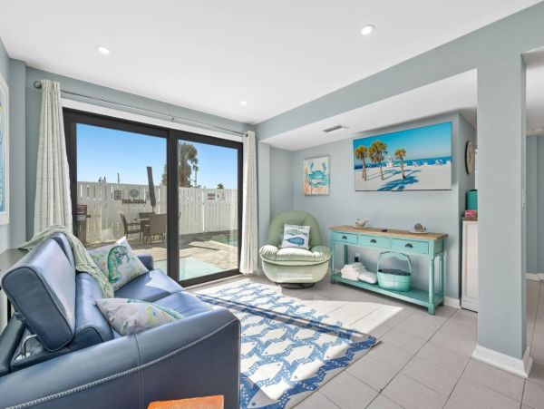 Fort Myers Beach Apartment Rental With Heated Pool