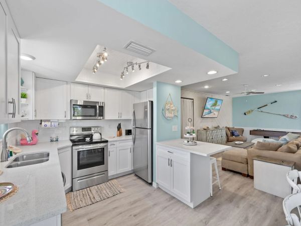Fort Myers Beach Apartment Rental With Heated Pool