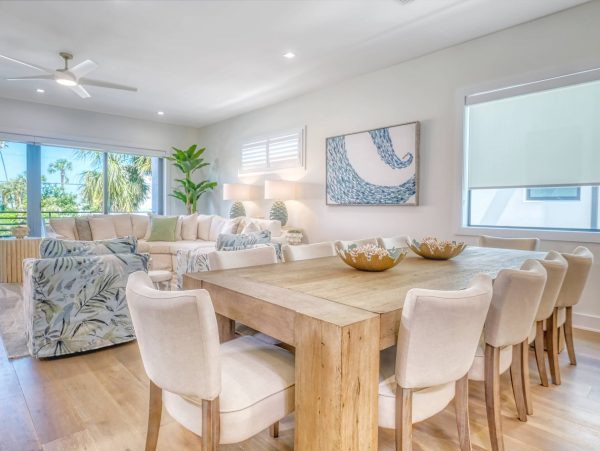 Luxury Beach Condo With Rooftop Deck in Indian Rocks Beach