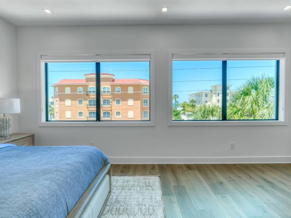 Luxury Beach Condo With Rooftop Deck in Indian Rocks Beach