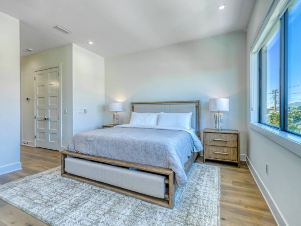 Luxury Beach Condo With Rooftop Deck in Indian Rocks Beach
