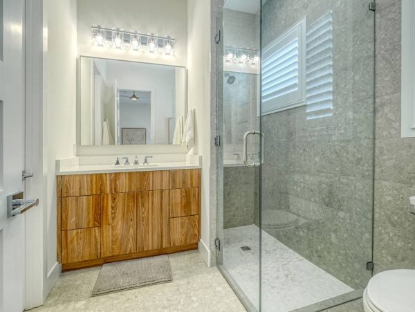 Luxury Beach Condo With Rooftop Deck in Indian Rocks Beach