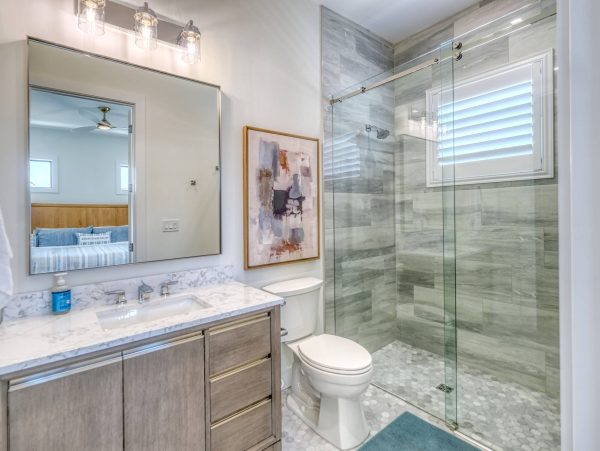 Luxury Beach Condo With Rooftop Deck in Indian Rocks Beach
