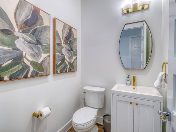 Luxury Beach Condo With Rooftop Deck in Indian Rocks Beach