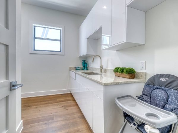 Luxury Beach Condo With Rooftop Deck in Indian Rocks Beach