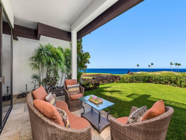 Luxury Ocean View Retreat Kohala Coast World Class Location & Accomodation.