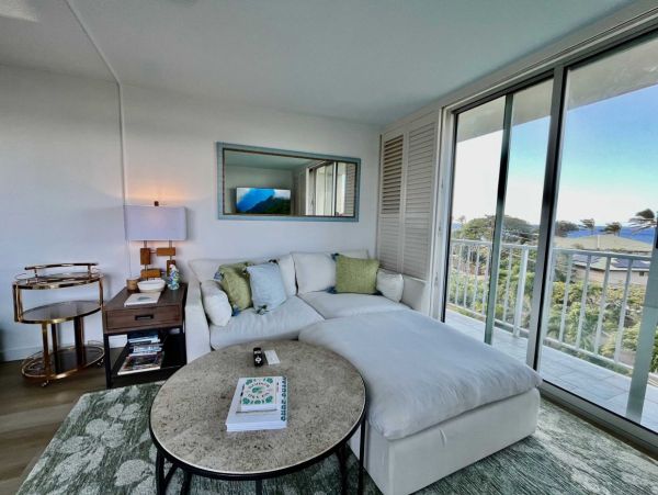 Puako Top-Floor Three Bedroom Penthouse Pool Ocean Views - Beachfront Best Island Snorkeling