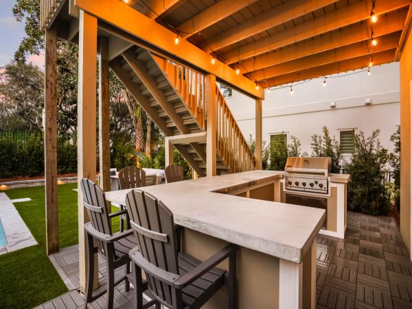 Luxury Beach House with Private Pool & Beach Access