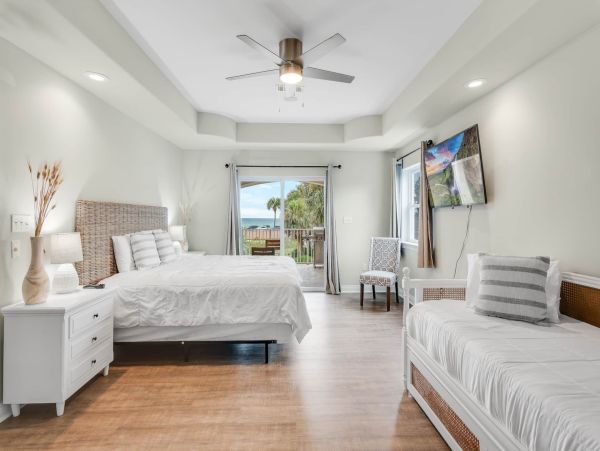 Luxury Beach House with Private Pool & Beach Access
