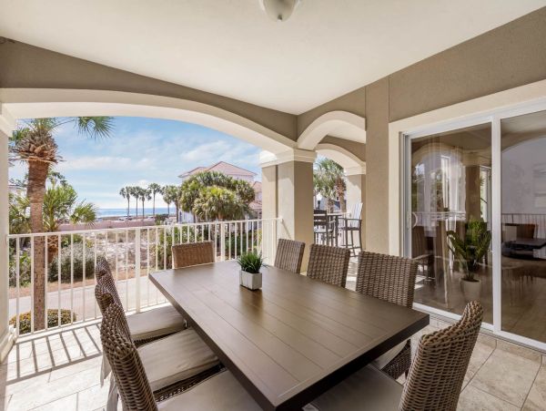 Luxury Beach House with Private Pool & Beach Access