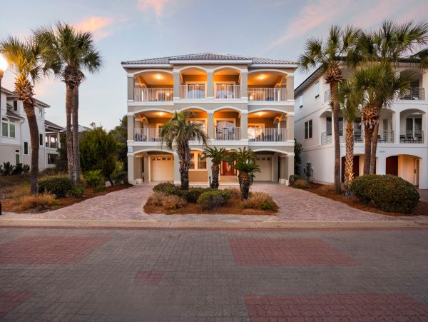 Luxury Beach House with Private Pool & Beach Access