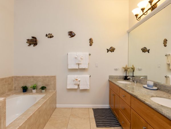 Stunning 3-Bedroom Vacation Condo in Puako - Perfect Vacation Retreat