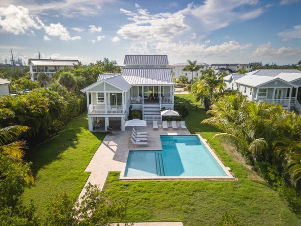 Florida Keys Waterfront Vacation Rental Luxury Home with Pool & Dock