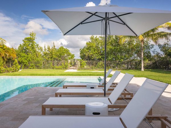 Florida Keys Waterfront Vacation Rental Luxury Home with Pool & Dock