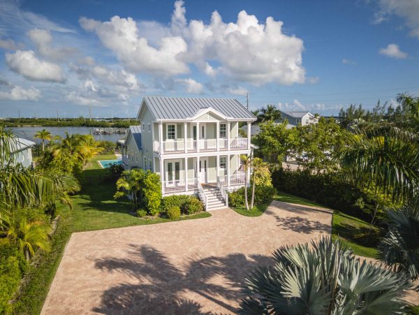Florida Keys Waterfront Vacation Rental Luxury Home with Pool & Dock