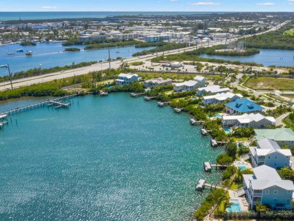 Florida Keys Waterfront Vacation Rental Luxury Home with Pool & Dock