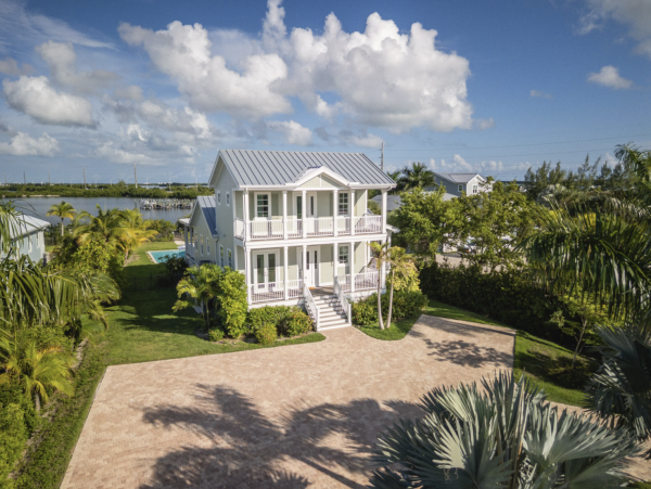 Florida Keys Waterfront Vacation Rental Luxury Home with Pool & Dock