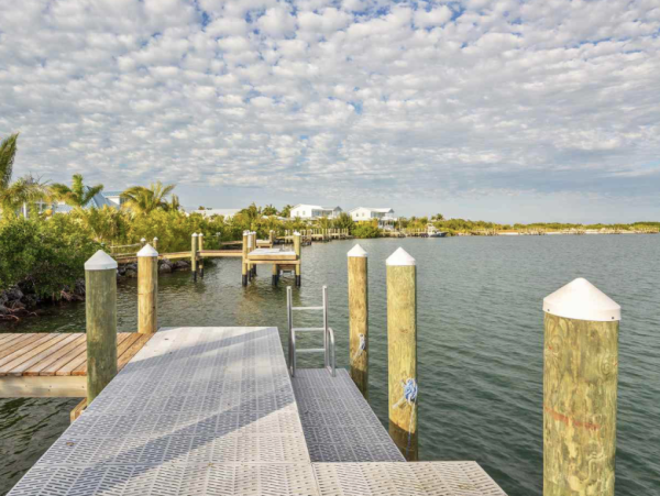 Florida Keys Waterfront Vacation Rental Luxury Home with Pool & Dock