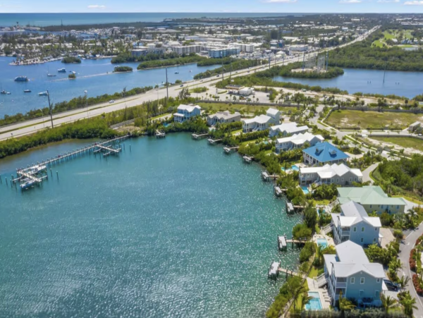 Florida Keys Waterfront Vacation Rental Luxury Home with Pool & Dock