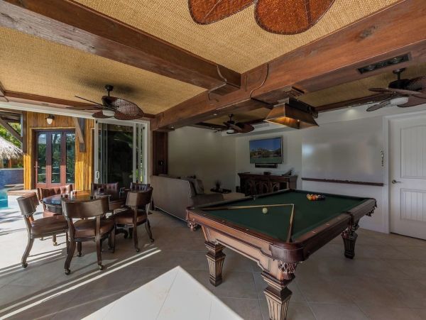 Private Beach Retreat With Three Pools in Marathon