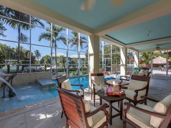 Private Beach Retreat With Three Pools in Marathon