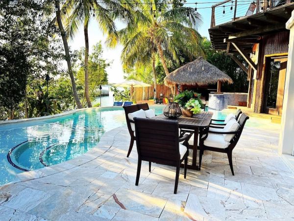 Private Beach Retreat With Three Pools in Marathon