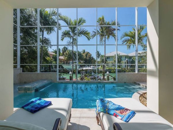 Private Beach Retreat With Three Pools in Marathon