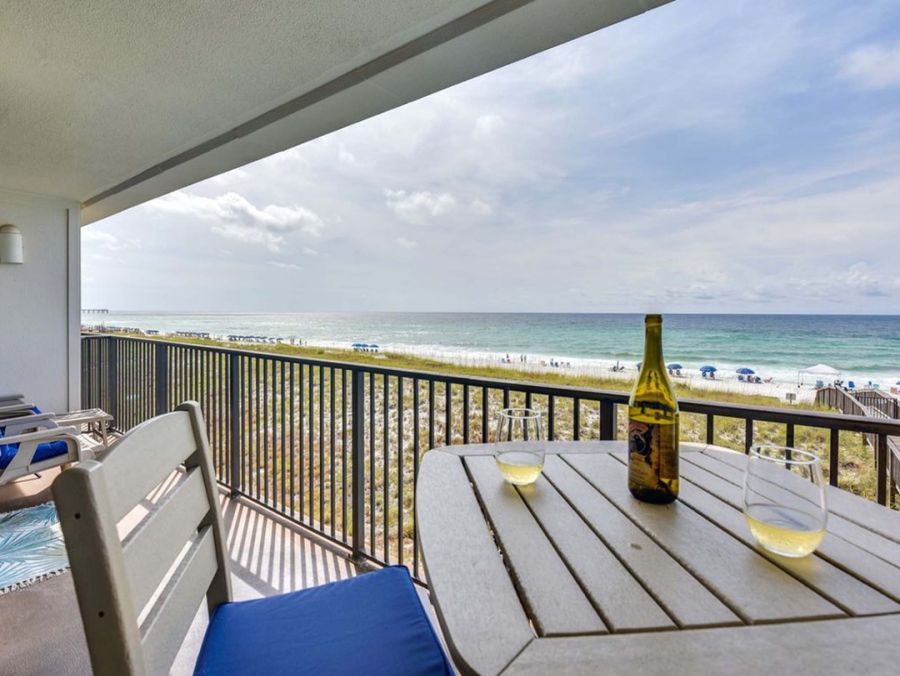 Gulf-Front Navarre Beach Condo Rental – Balcony Views & Pool
