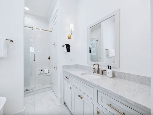 Panama City Beach Gulf-Front Luxury Rental – Sleeps 26 with Pool