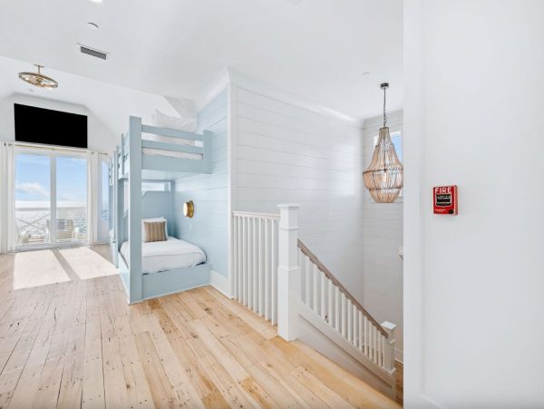 Panama City Beach Gulf-Front Luxury Rental – Sleeps 26 with Pool