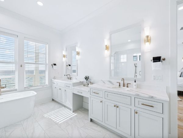 Panama City Beach Gulf-Front Luxury Rental – Sleeps 26 with Pool