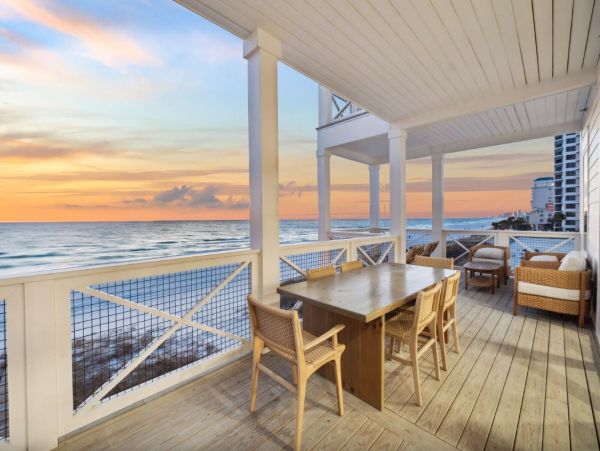 Panama City Beach Gulf-Front Luxury Rental – Sleeps 26 with Pool
