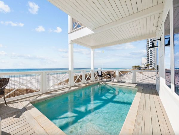 Panama City Beach Gulf-Front Luxury Rental – Sleeps 26 with Pool