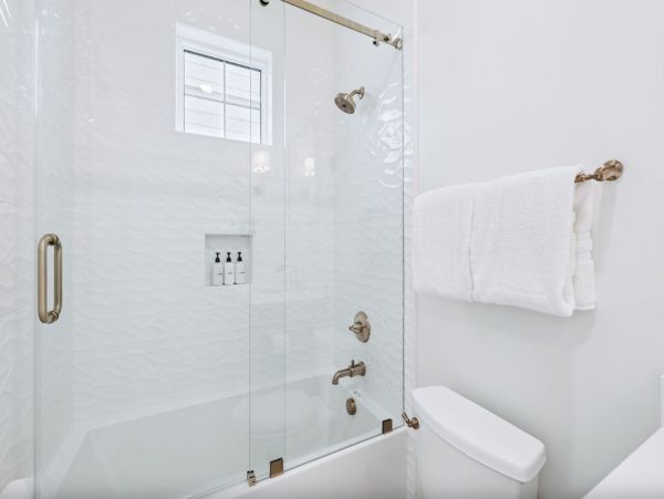 Panama City Beach Gulf-Front Luxury Rental – Sleeps 26 with Pool