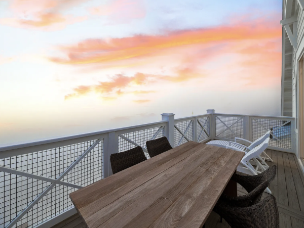 Panama City Beach Gulf-Front Luxury Rental – Sleeps 26 with Pool